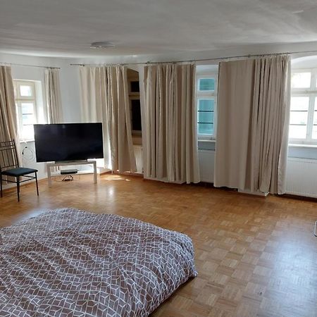 Bistro St.Georges Apartment คอร์นเวสท์ไฮม์ ภายนอก รูปภาพ